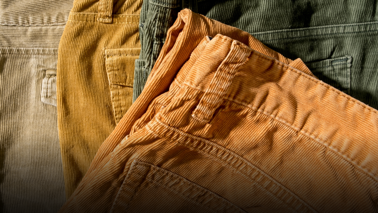 Il grande ritorno dei pantaloni in velluto