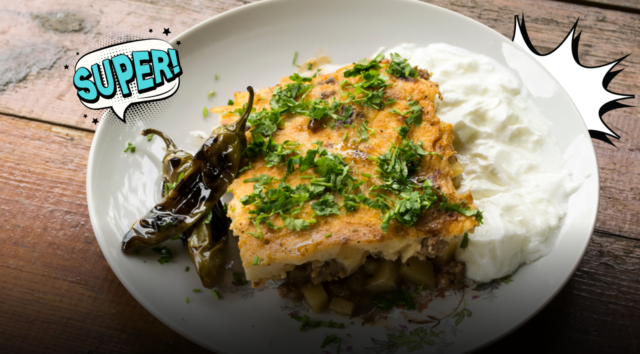 Moussaka, il grande classico della cucina greca che racconta il Mediterraneo