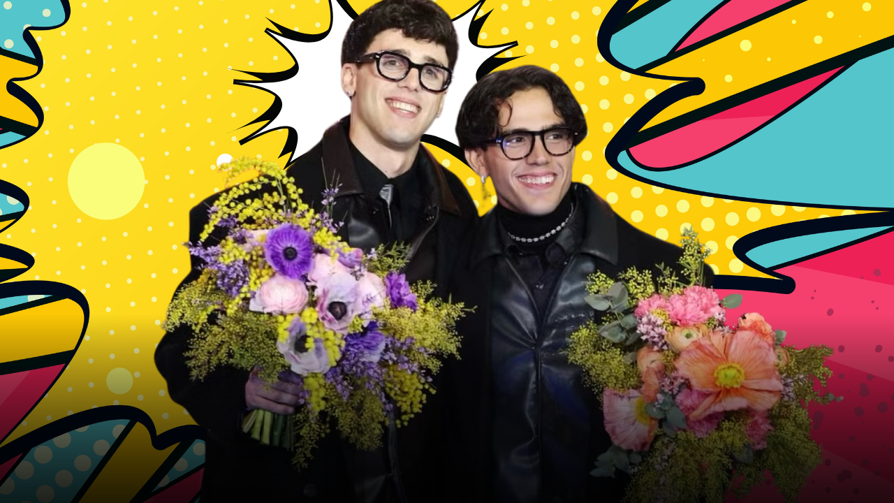 Sanremo si ferma per LDA e Aka 7even: il flash mob sulle note di "Poesie clandestine"