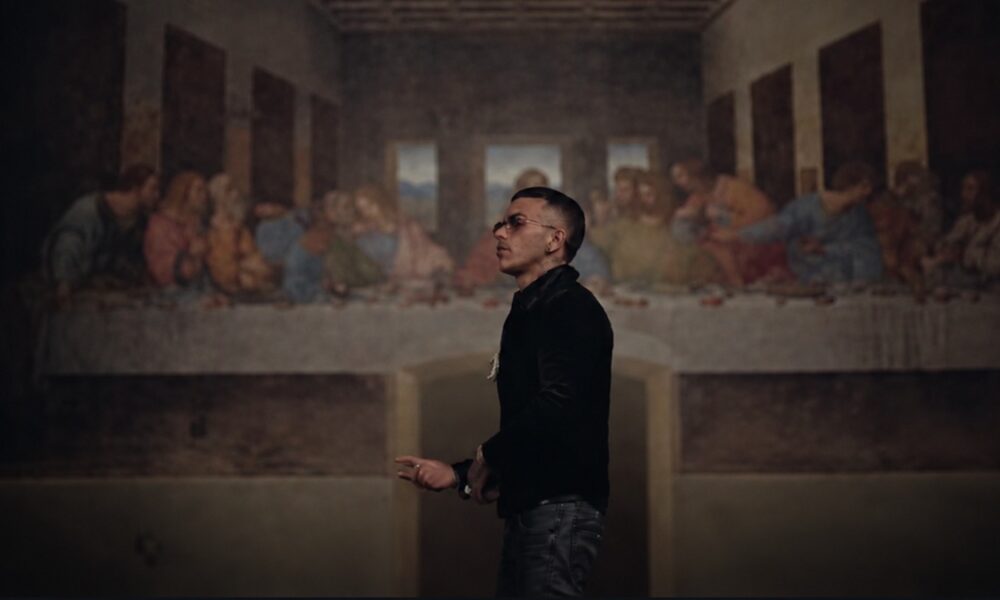 Sfera Ebbasta al Cenacolo vinciano