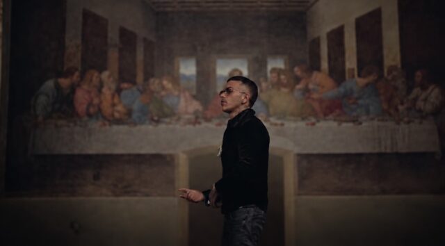 Sfera Ebbasta al Cenacolo vinciano