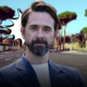 "Colpito mentre viaggiava in monopattino": il dramma dell'attore Davide Iacopini a Roma e il giallo della scarpa persa nella fuga