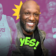 L'ex campione NBA Lamar Odom sbarca su OnlyFans a 46 anni e lascia tutti a bocca aperta: «Non dirò cosa mostrerò». Anche la fidanzata apre un profilo