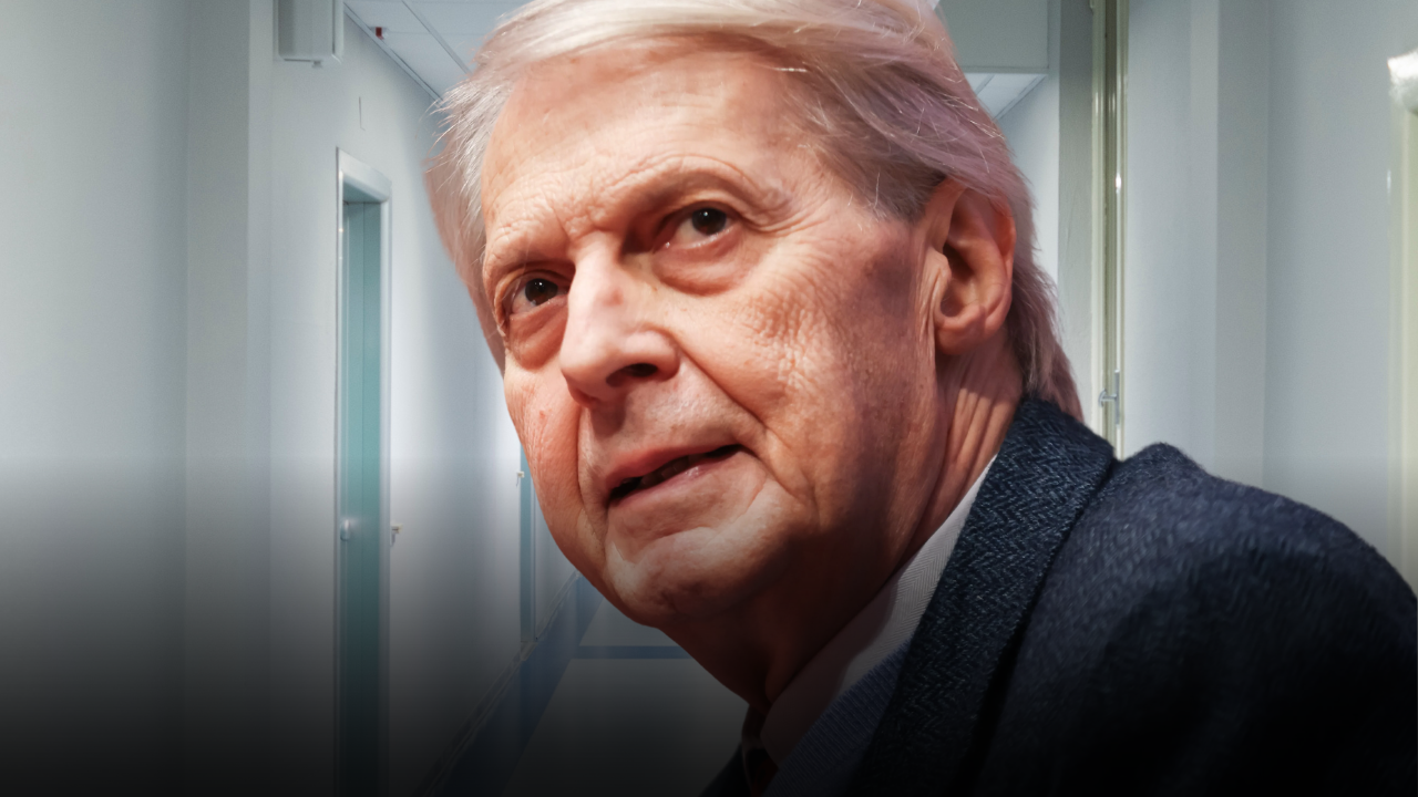 Vittorio Sgarbi in gravi condizioni al policlinico Gemelli: tra il ricovero d'urgenza e i recenti guai giudiziari