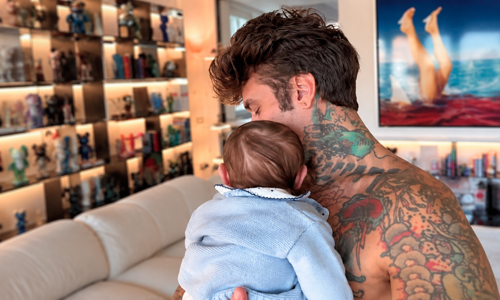Fedez con il piccolo Edoardo Lupo